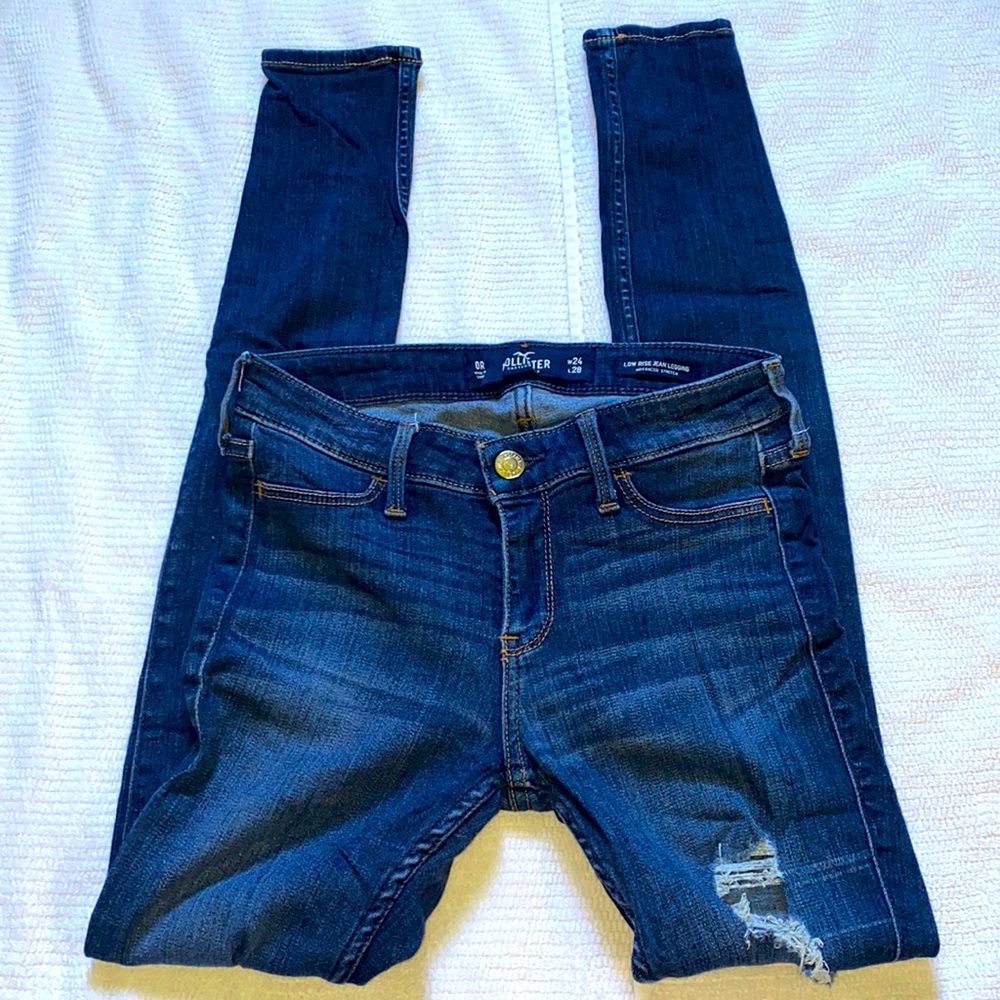 ✨3/$23✨ Hollister Jeans